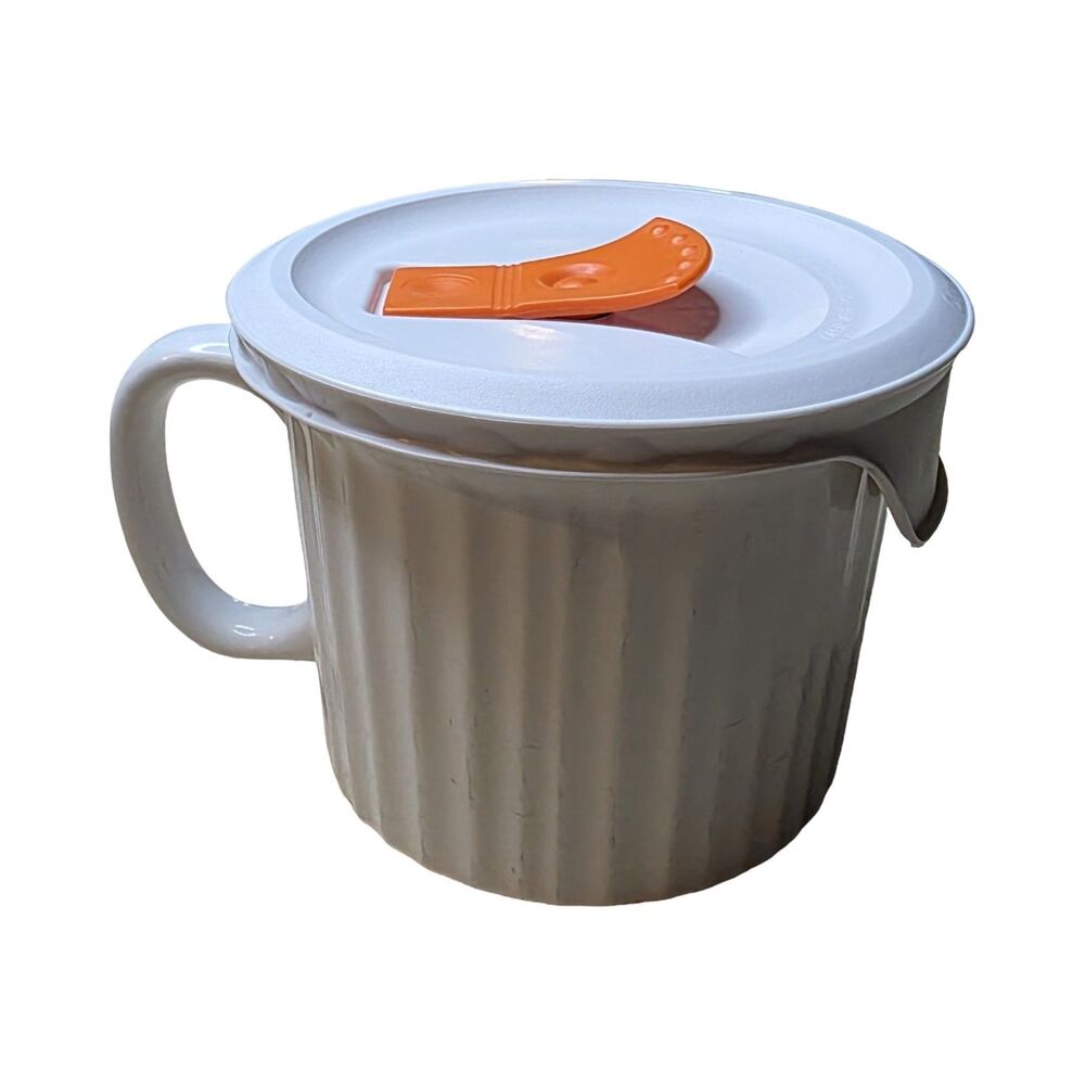 CorningWare French White 20 oz Stoneware Mug w/ Lid Vent Handle Soup Mug EUC